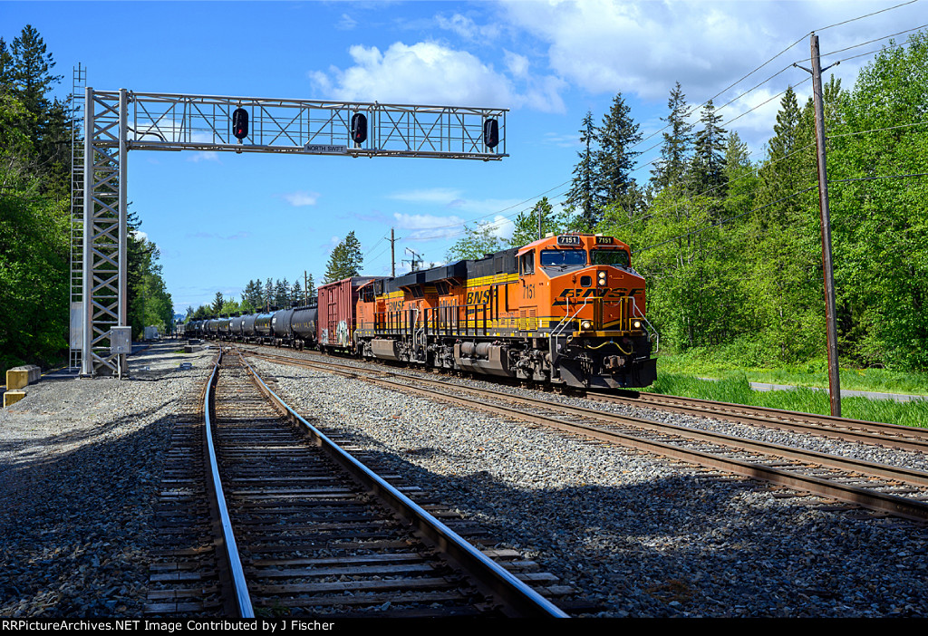 BNSF 7151